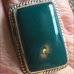 Gorgeous green onyx in .925